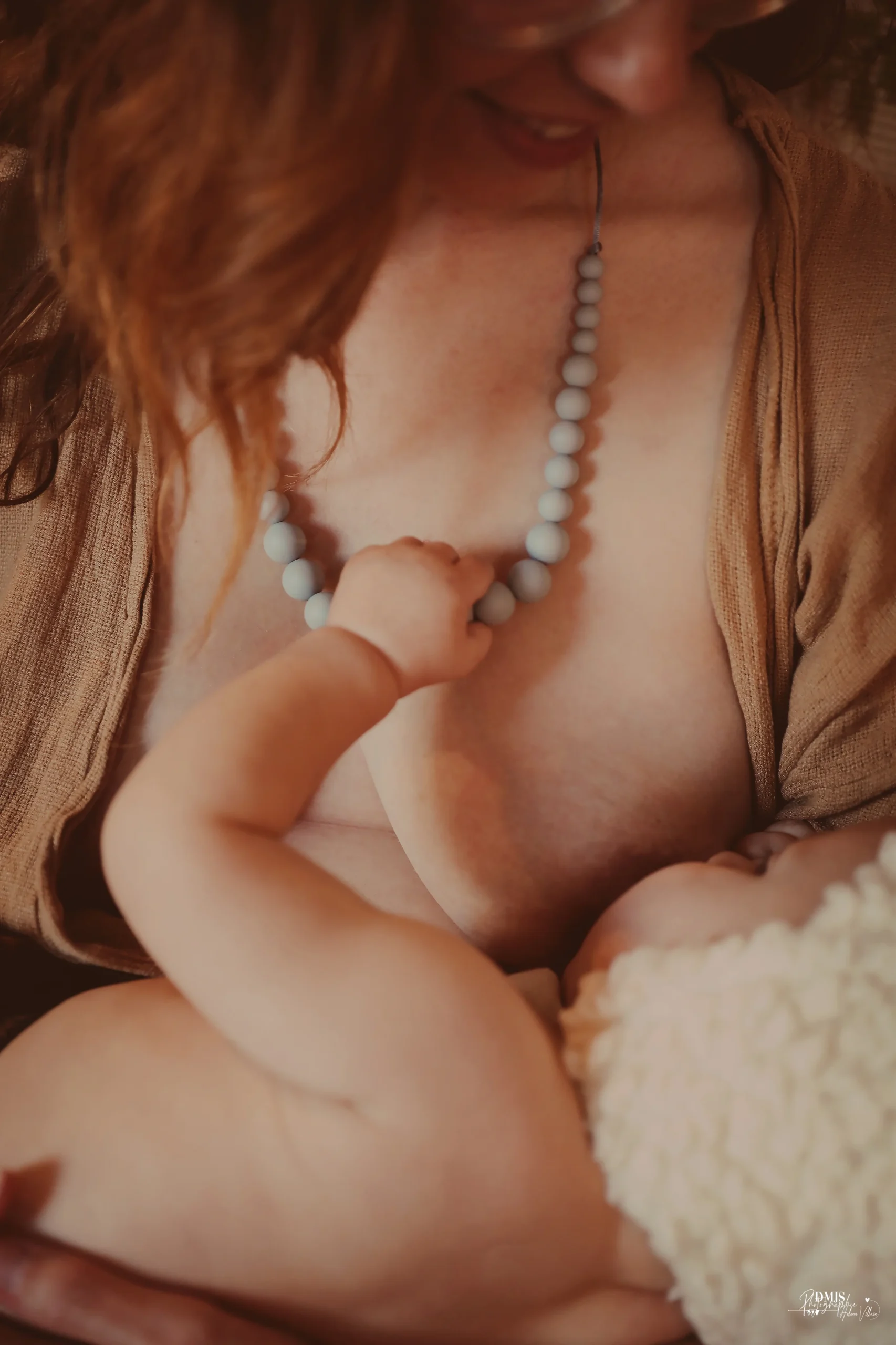 Monochrome Gris | Bijou allaitement, portage et de dentition – Image 3