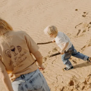 Le T-shirt "Dégustation" camel-violet