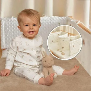 TOUR DE LIT BEBE EN BLANC  AVEC MOTIFS